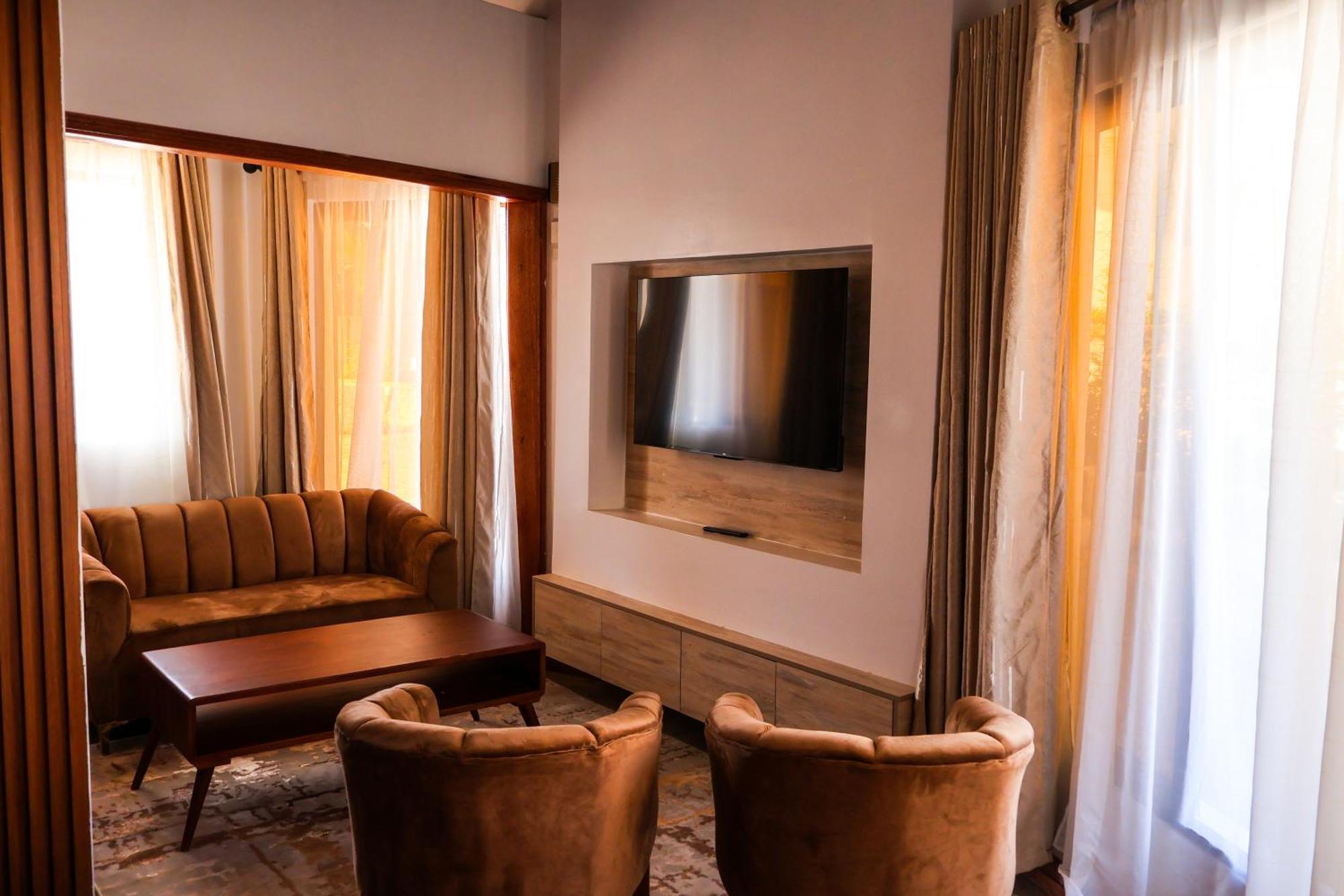 Embu Winter Villa Resort & Spa Limited מראה חיצוני תמונה
