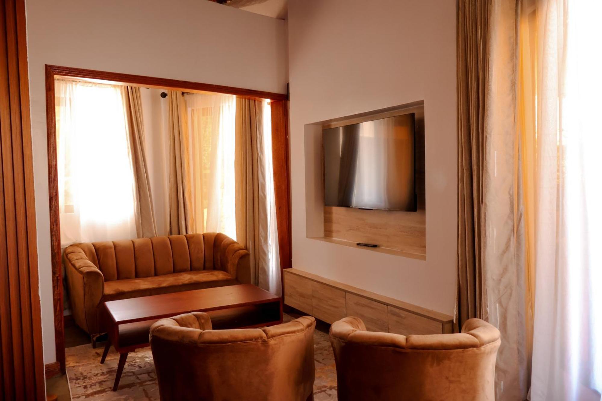 Embu Winter Villa Resort & Spa Limited מראה חיצוני תמונה